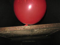 baffle and ballon 345 002